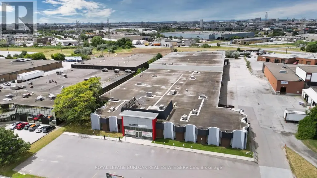 90 Ronson Drive, Toronto (West Humber-Clairville)